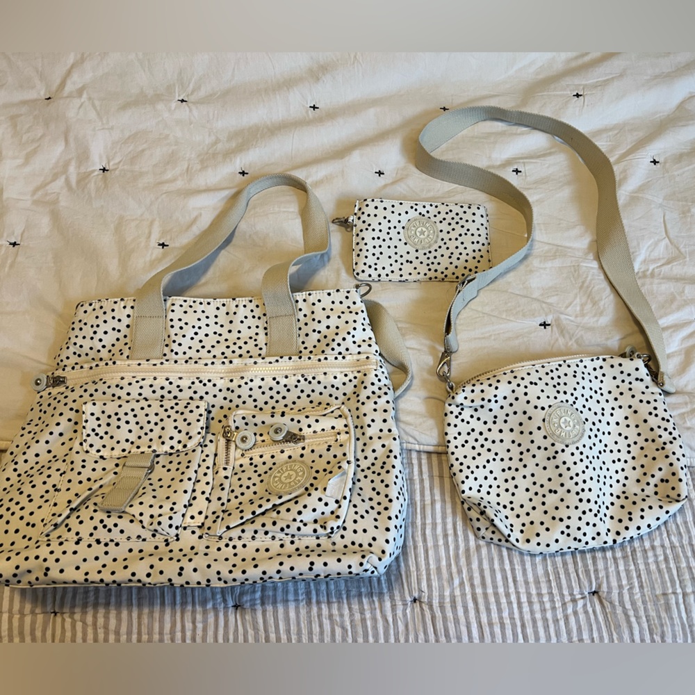 Kipling set of three bags